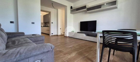 2 bedrooms Apartment in Genoa, Italy No. 372860 4