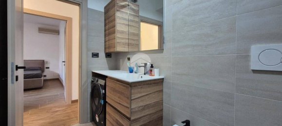 2 bedrooms Apartment in Genoa, Italy No. 372860 17