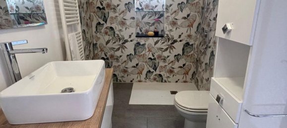 Дом с 6 комнатами в Гандино, Италия № 297795 10