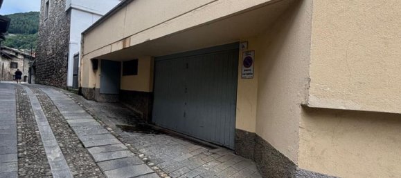 Дом с 6 комнатами в Гандино, Италия № 297795 14