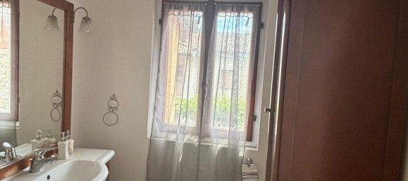 Дом с 6 комнатами в Гандино, Италия № 297795 2