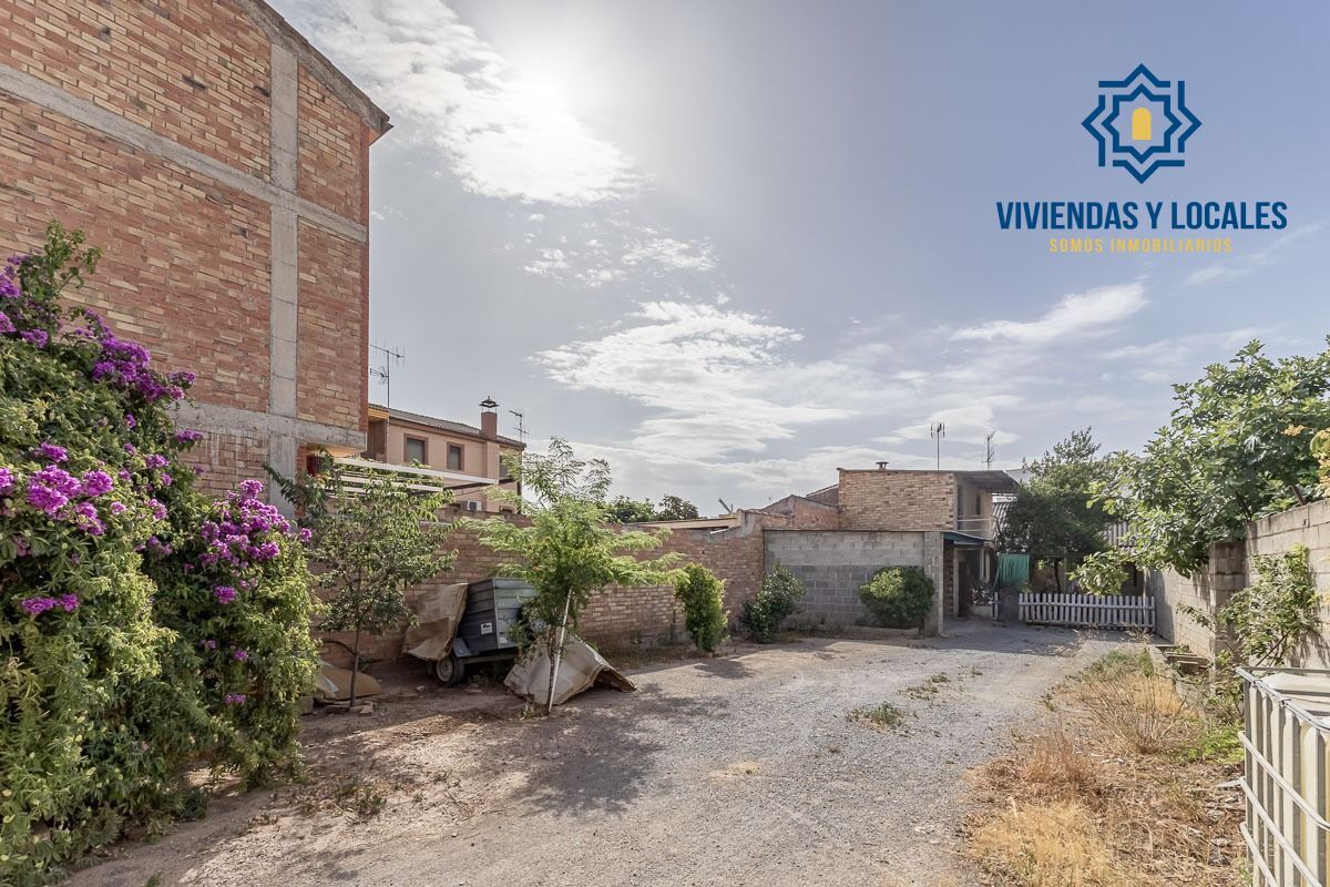 676m² Land in Albolote, Spain No. 154000