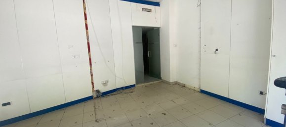 46m² Commercial property in Salamanca, Spain No. 82685 10