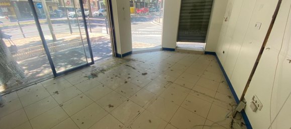 46m² Commercial property in Salamanca, Spain No. 82685 8