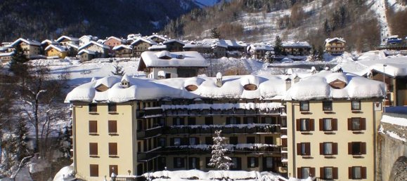 14 غرف نوم فندق في Courmayeur, Italy رقم 80522 32