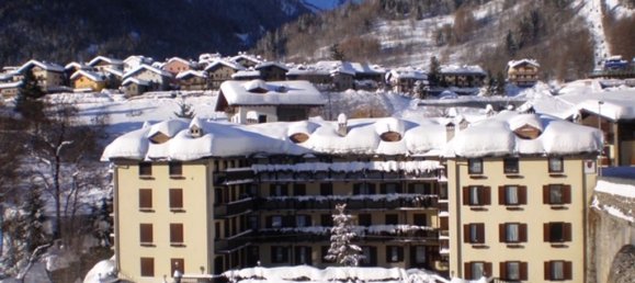 14 غرف نوم فندق في Courmayeur, Italy رقم 80522 49