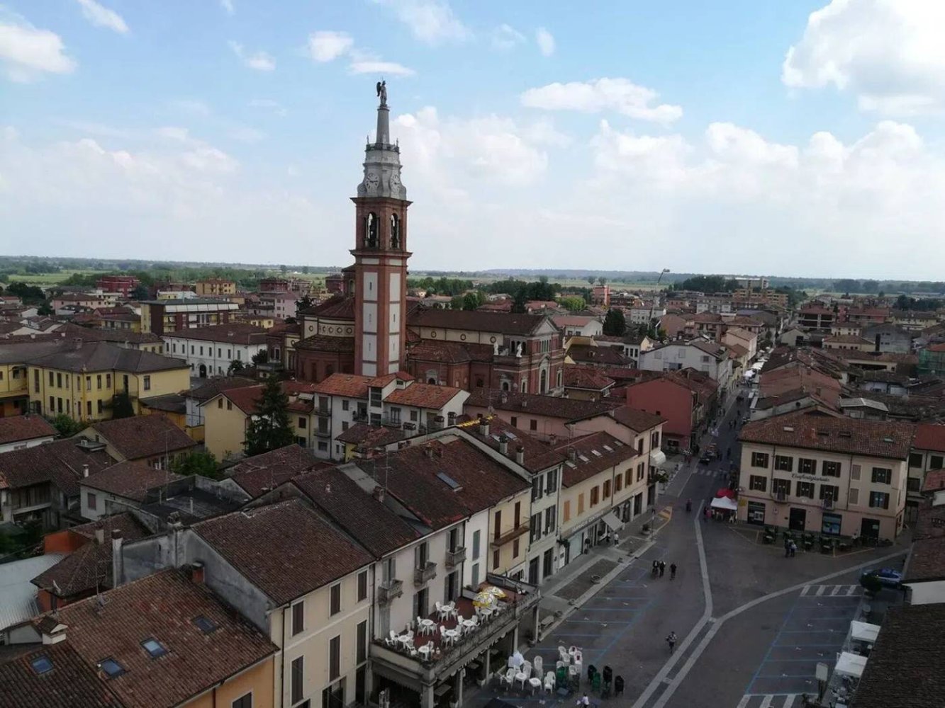 3 Schlafzimmer Wohnung in Sant'Angelo Lodigiano, Italy, Nr. 385279