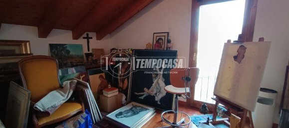 3-salle Appartement à Bergamo, Italy No. 238222 18