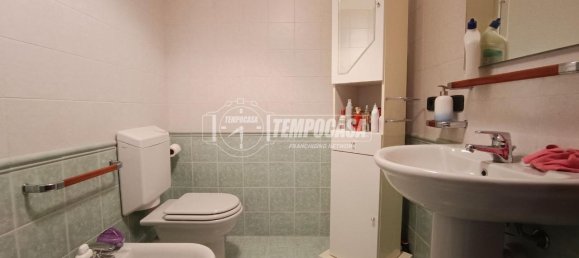 3-salle Appartement à Bergamo, Italy No. 238222 10