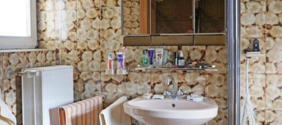 6غرفة منزل في Grossweikersdorf, Austria رقم 60702 4