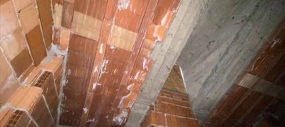 Apartamento de 4 habitaciónes en Bernareggio, Italy No. 7704 9