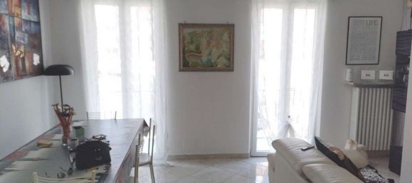 Квартира с 3 комнатами в Реджо Эмилия, Италия № 7419 2