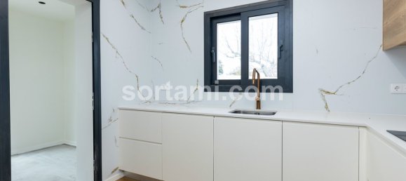 Casa de 3 dormitorios en Loule, Portugal No. 135199 8