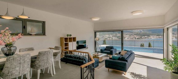 4 bedrooms Villa in Herceg Novi, Montenegro No. 343 25