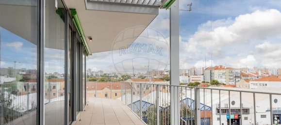 2 chambres Appartement à Lisbon, Portugal No. 129382 5