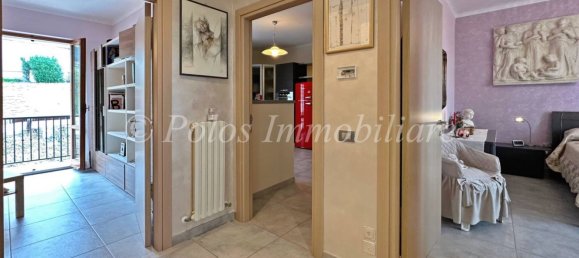 4-salle Appartement à Monte Giberto, Italy No. 23322 9