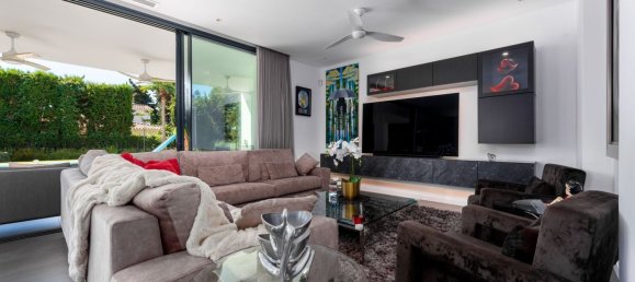 4 chambres Villa à Estepona, Spain No. 119705 20