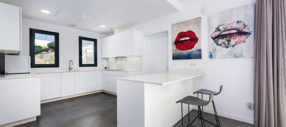 4 chambres Villa à Estepona, Spain No. 119705 4