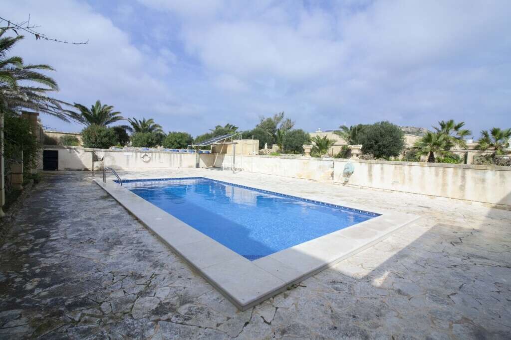 Villa T3 em Ghasri, Malta N.º 5745