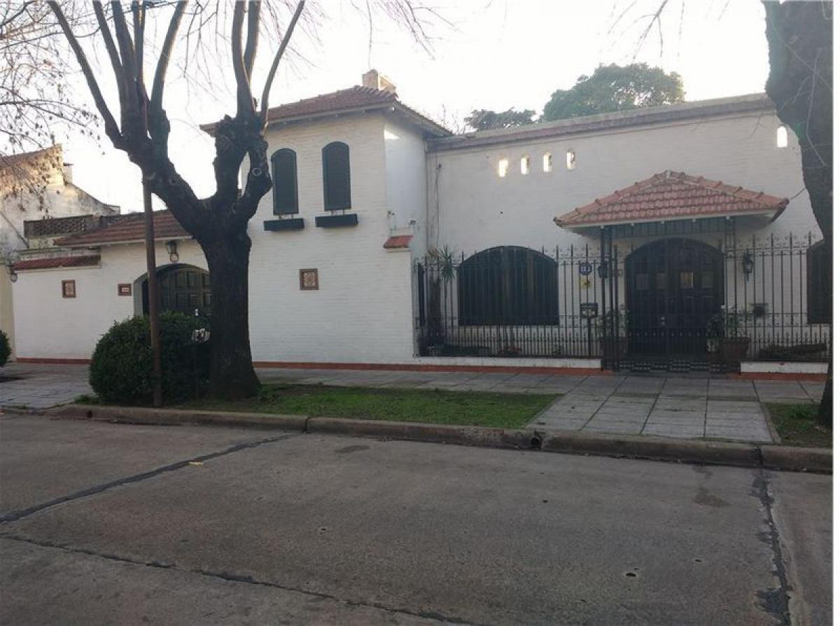 4 bedrooms House in Buenos Aires, Argentina No. 93105