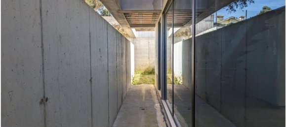 4 bedrooms House in Vila Nova de Gaia, Portugal No. 142489 17