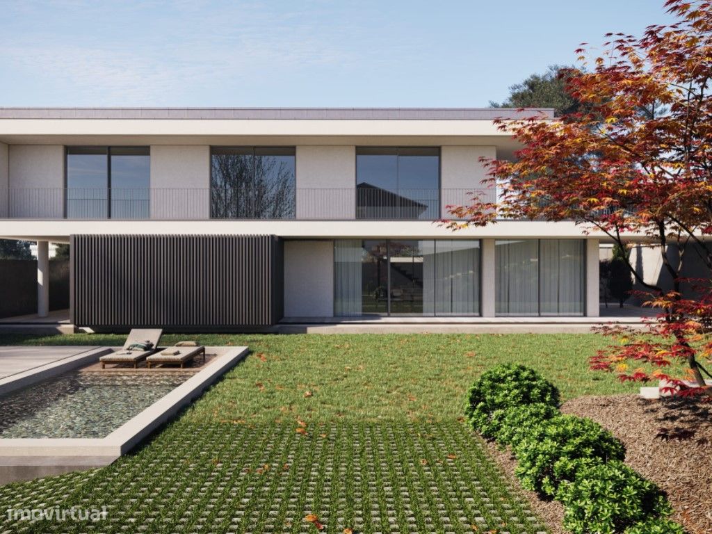 4 bedrooms House in Vila Nova de Gaia, Portugal No. 142489