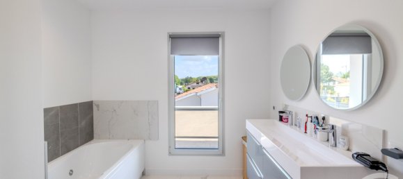 5 bedrooms Villa in Saint-Geours-de-Maremne, France No. 279485 19