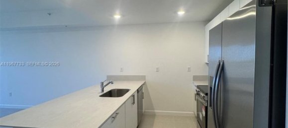 3 bedrooms Duplex for rent in Miami, Miami-Dade, Florida, USA № 614413 25