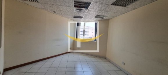 Escritório em Dubai, UAE 243 m² N.º 7631 12