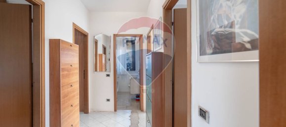 3 Schlafzimmer Wohnung in Cologno Monzese, Italy, Nr. 58525 8