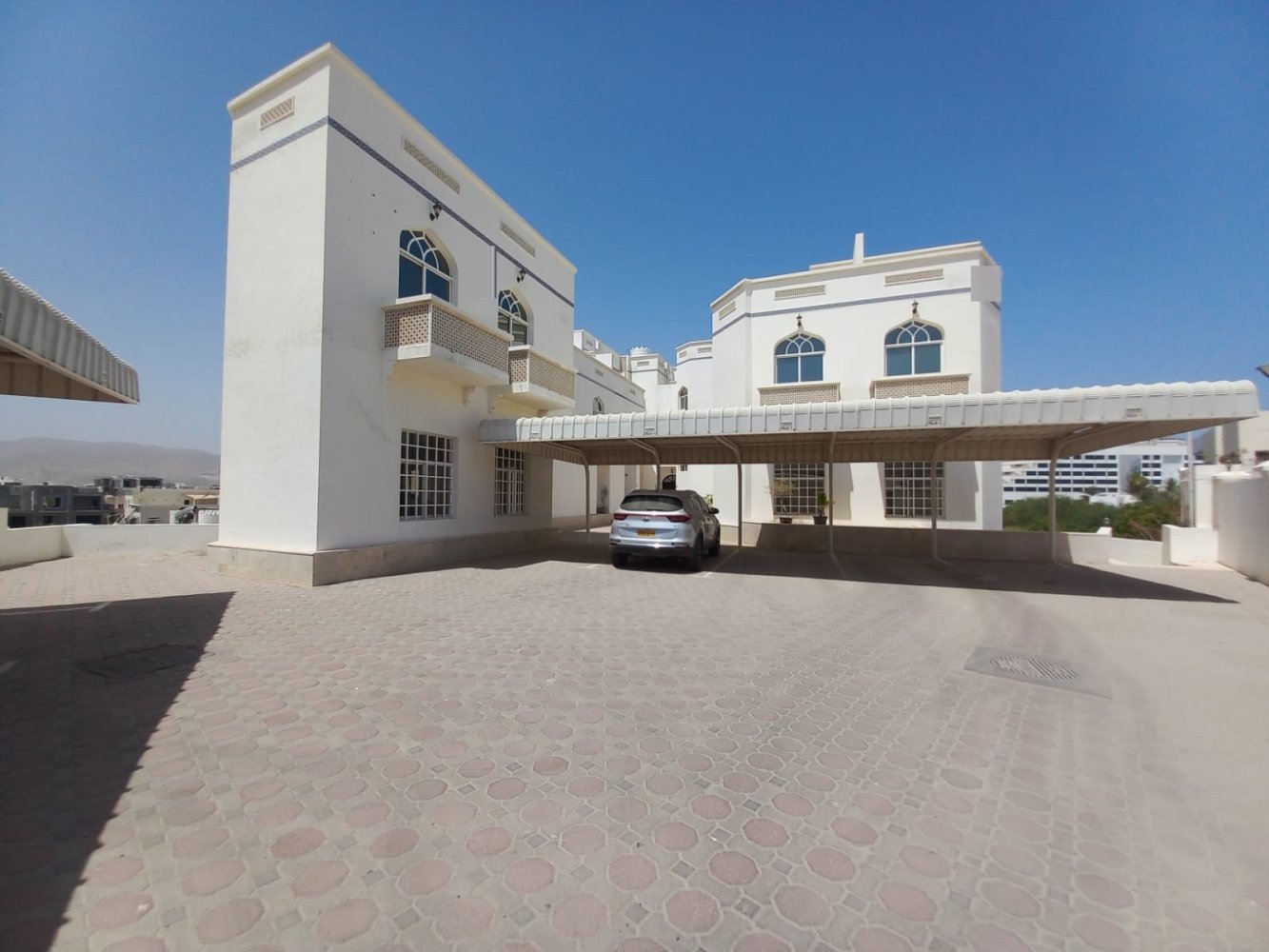 4 Schlafzimmer Villa in Al Qurm, Oman, Nr. 1500