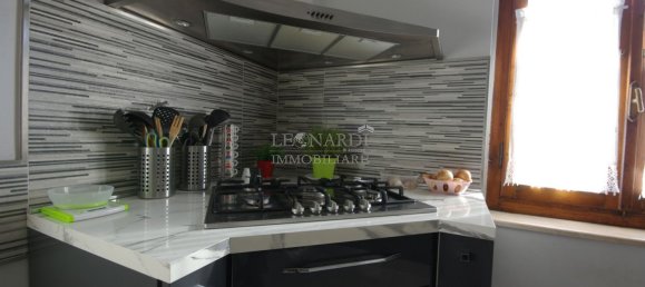 4 rooms Penthouse in Sansepolcro, Italy No. 113064 28