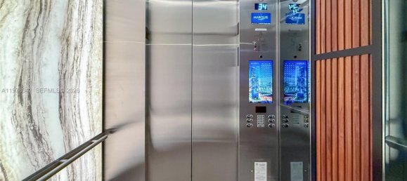 2 chambres propriété commerciale à louer à Miami, Miami-Dade, Florida, USA № 615744 2