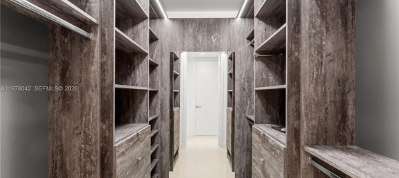 2 chambres propriété commerciale à louer à Miami, Miami-Dade, Florida, USA № 615744 6