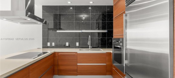 2 chambres propriété commerciale à louer à Miami, Miami-Dade, Florida, USA № 615744 16