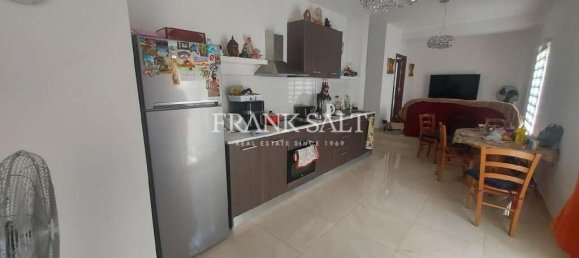 Apartamento de 2 dormitorios en Birzebbuga, Malta No. 1284 7