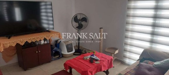 Apartamento de 2 dormitorios en Birzebbuga, Malta No. 1284 8