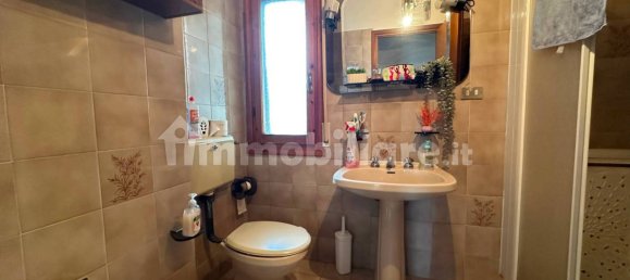 3 bedrooms Apartment in Florence, Italy No. 124160 25