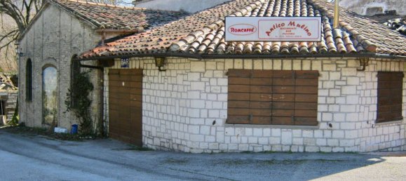 30غرفة عقار تجاري في Sassoferrato, Italy رقم 133363 5