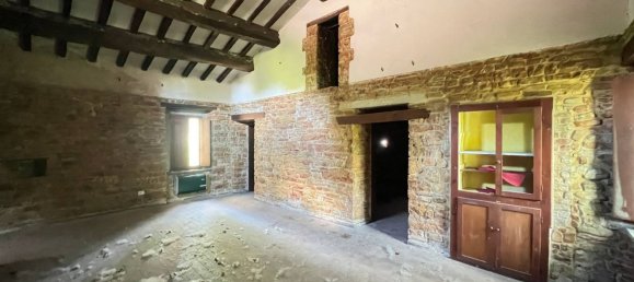 30غرفة عقار تجاري في Sassoferrato, Italy رقم 133363 39