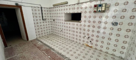 30غرفة عقار تجاري في Sassoferrato, Italy رقم 133363 27