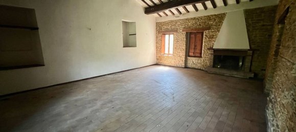 30غرفة عقار تجاري في Sassoferrato, Italy رقم 133363 43