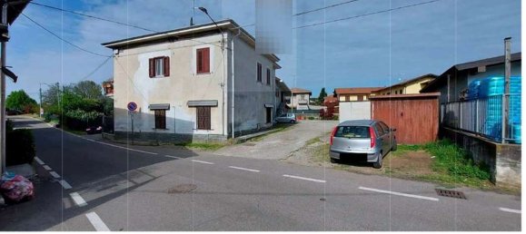 Квартира с 4 комнатами в Кавария кон Премеццо, Италия № 182376 2