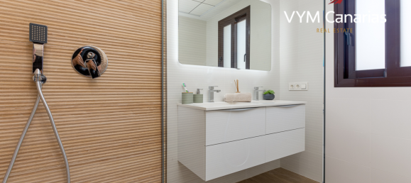 3 bedrooms Villa in Golf Bahia, Spain No. 3521 6