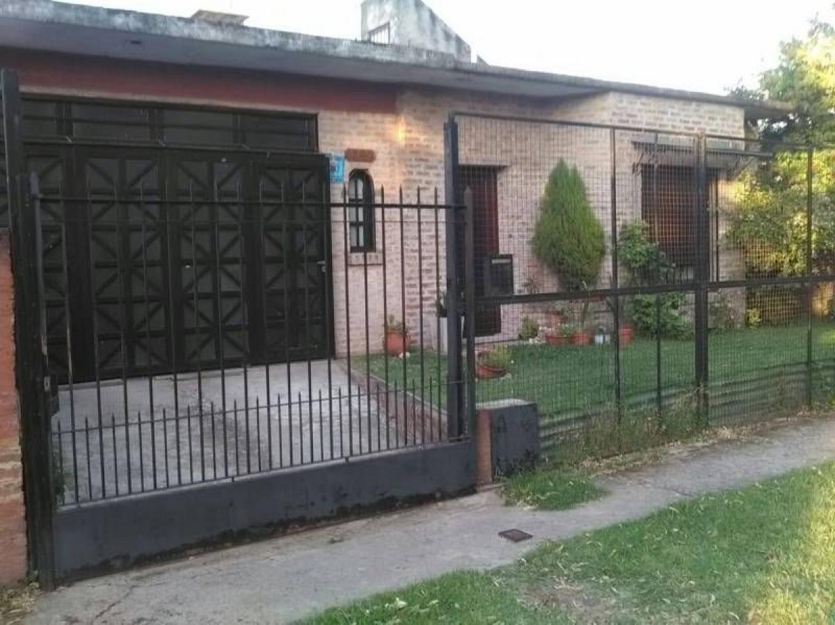 2 Schlafzimmer Haus in Almirante Brown, Argentina, Nr. 70248