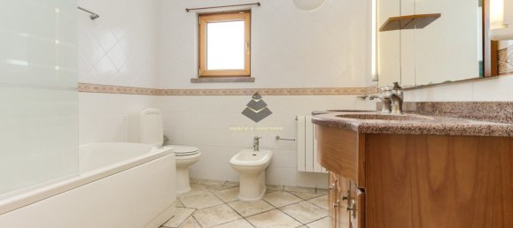 5 bedrooms Villa in Sesimbra, Portugal No. 115533 22