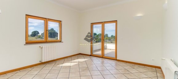 5 bedrooms Villa in Sesimbra, Portugal No. 115533 18