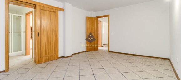 5 bedrooms Villa in Sesimbra, Portugal No. 115533 34