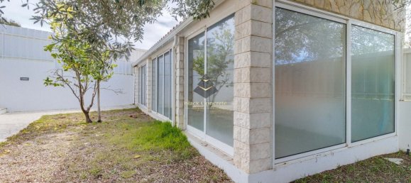 5 bedrooms Villa in Sesimbra, Portugal No. 115533 38