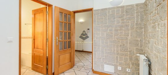 5 bedrooms Villa in Sesimbra, Portugal No. 115533 12